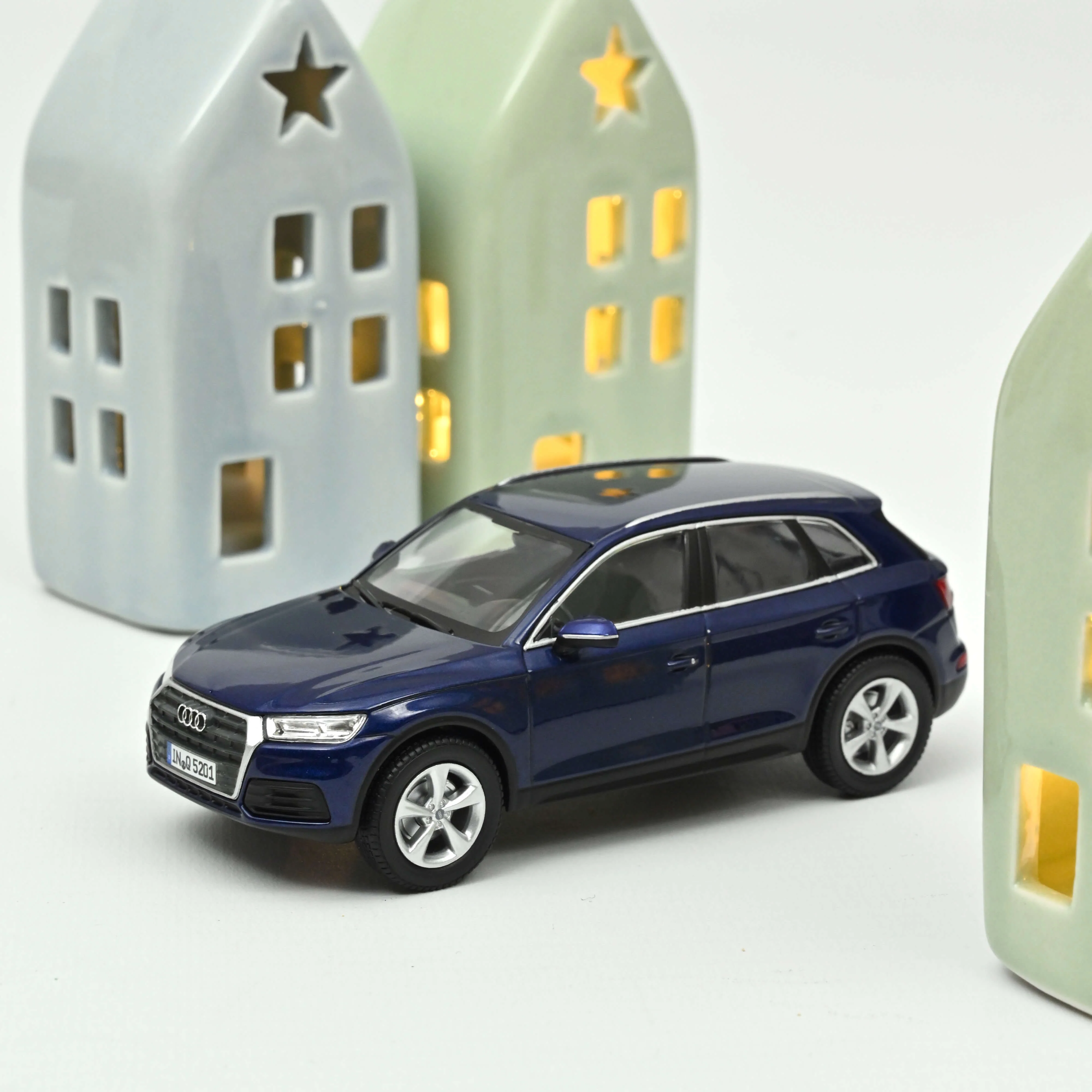 Miniature 1