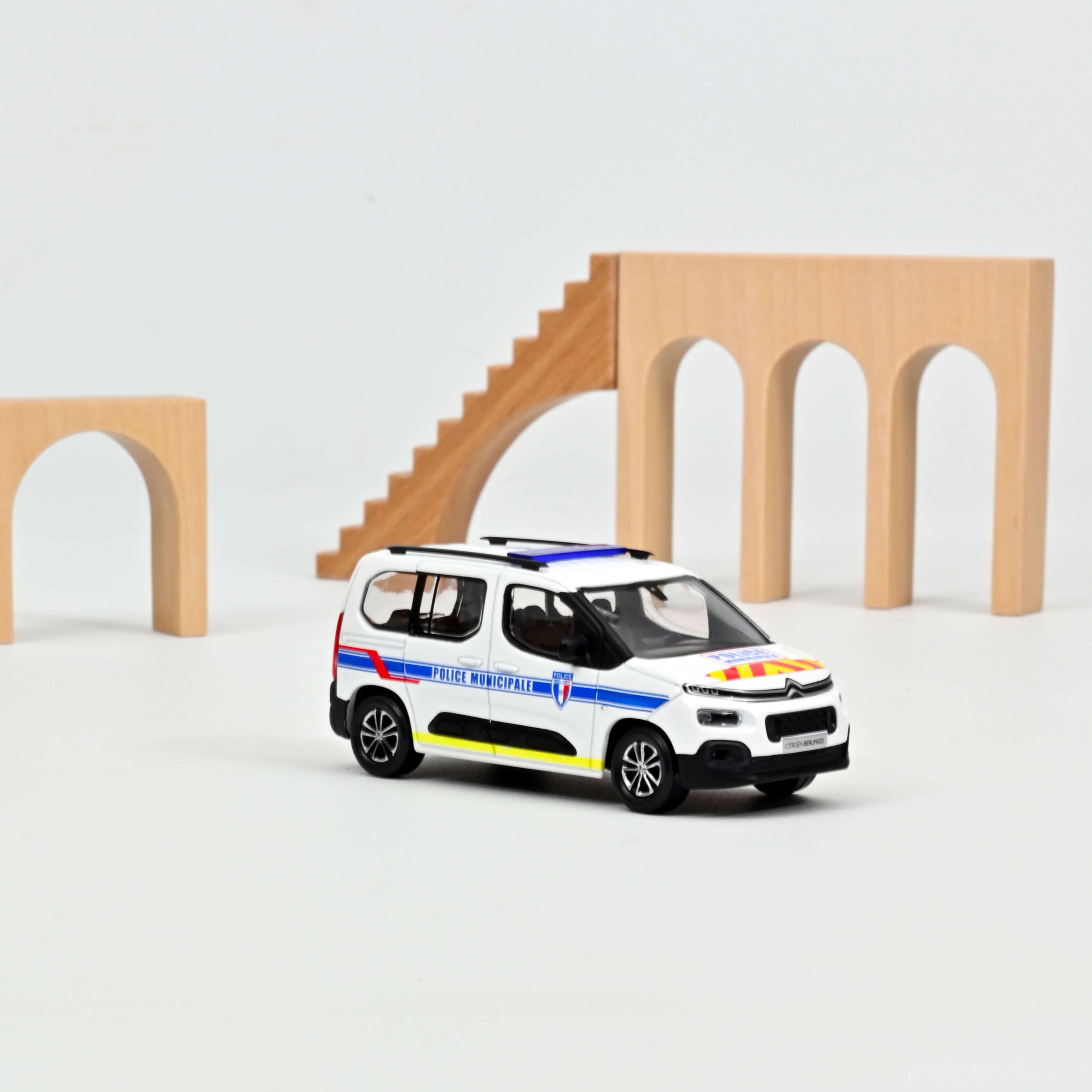 Miniature 1
